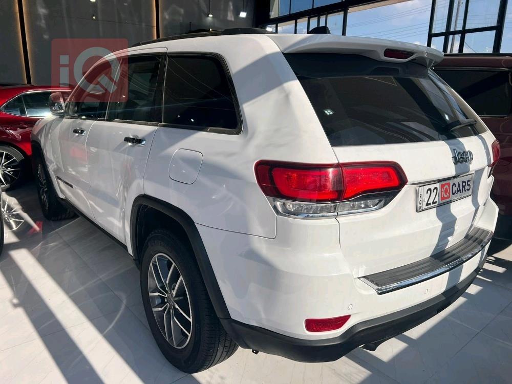 جيب جراند شيروكي